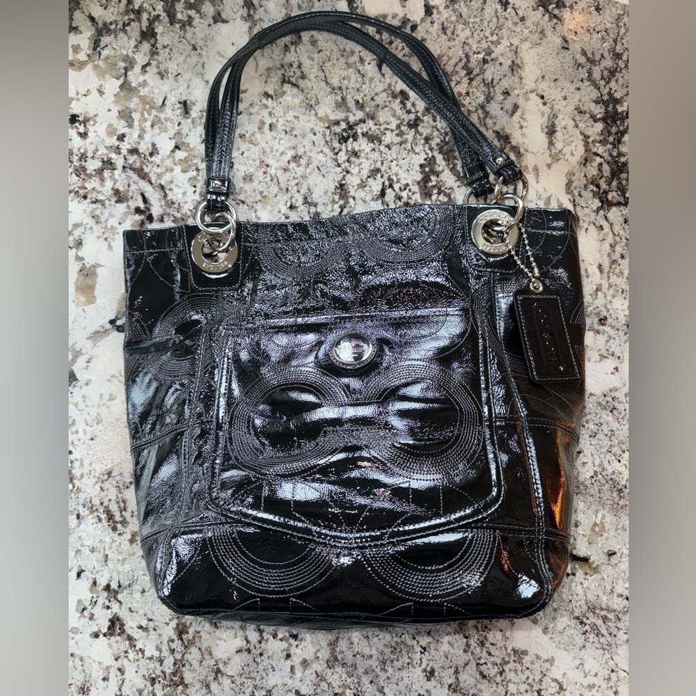COACH Alex Black Patent Leather Stitched Large Cs Tote Bucket Bag.  EUC!